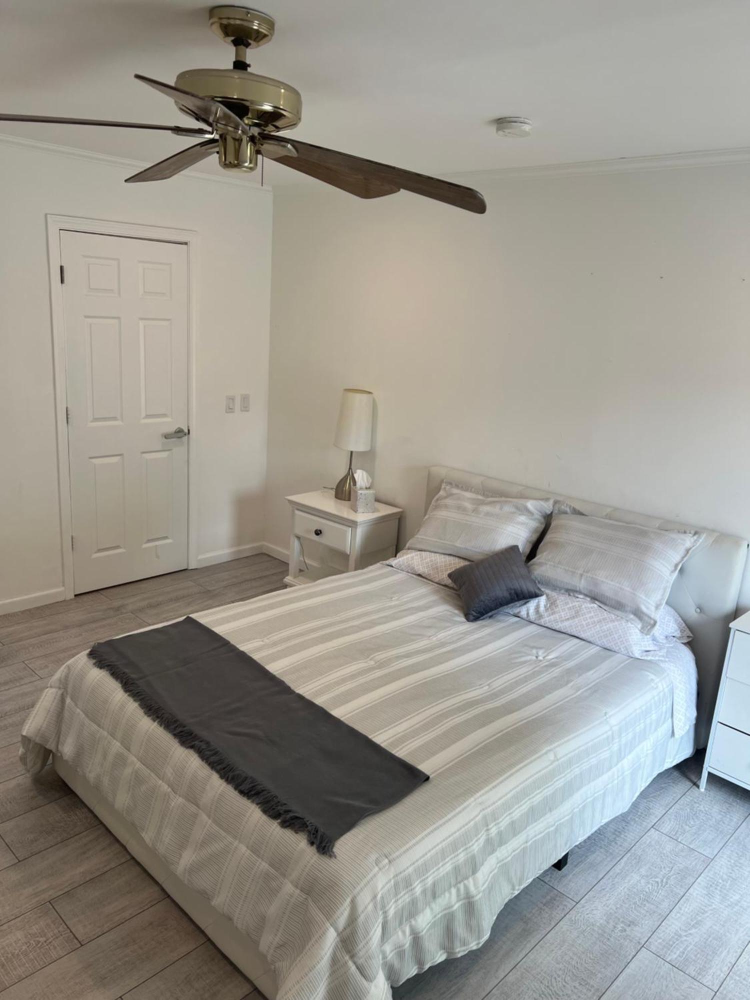 Cozy Private Suite 5 Min From Saint Francis Hospital And Woodland Hills Mall Tulsa Exterior foto